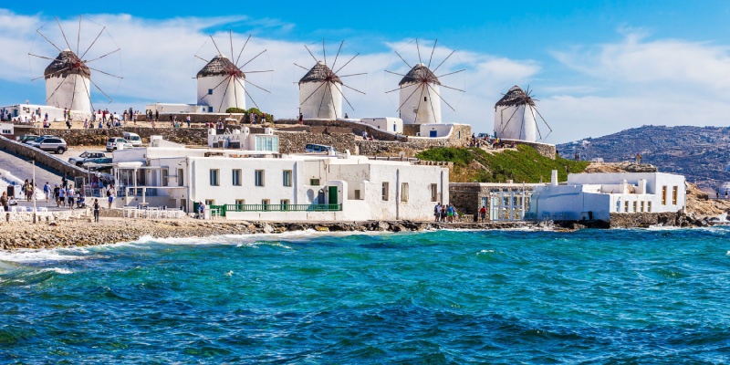 Mikonos Adasına kalkan feribotlar ve seyahat